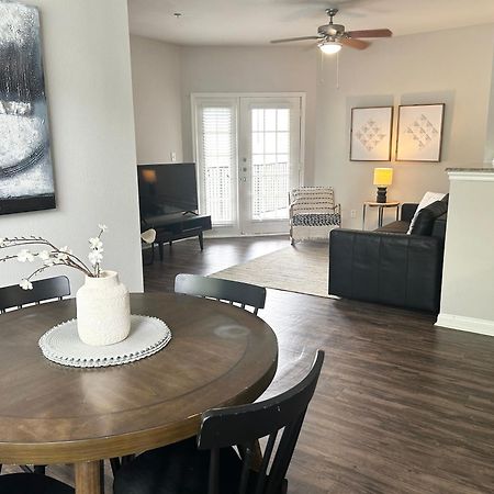 Hidden Gem at Med Center 2BR&2BA Apartment Houston Buitenkant foto