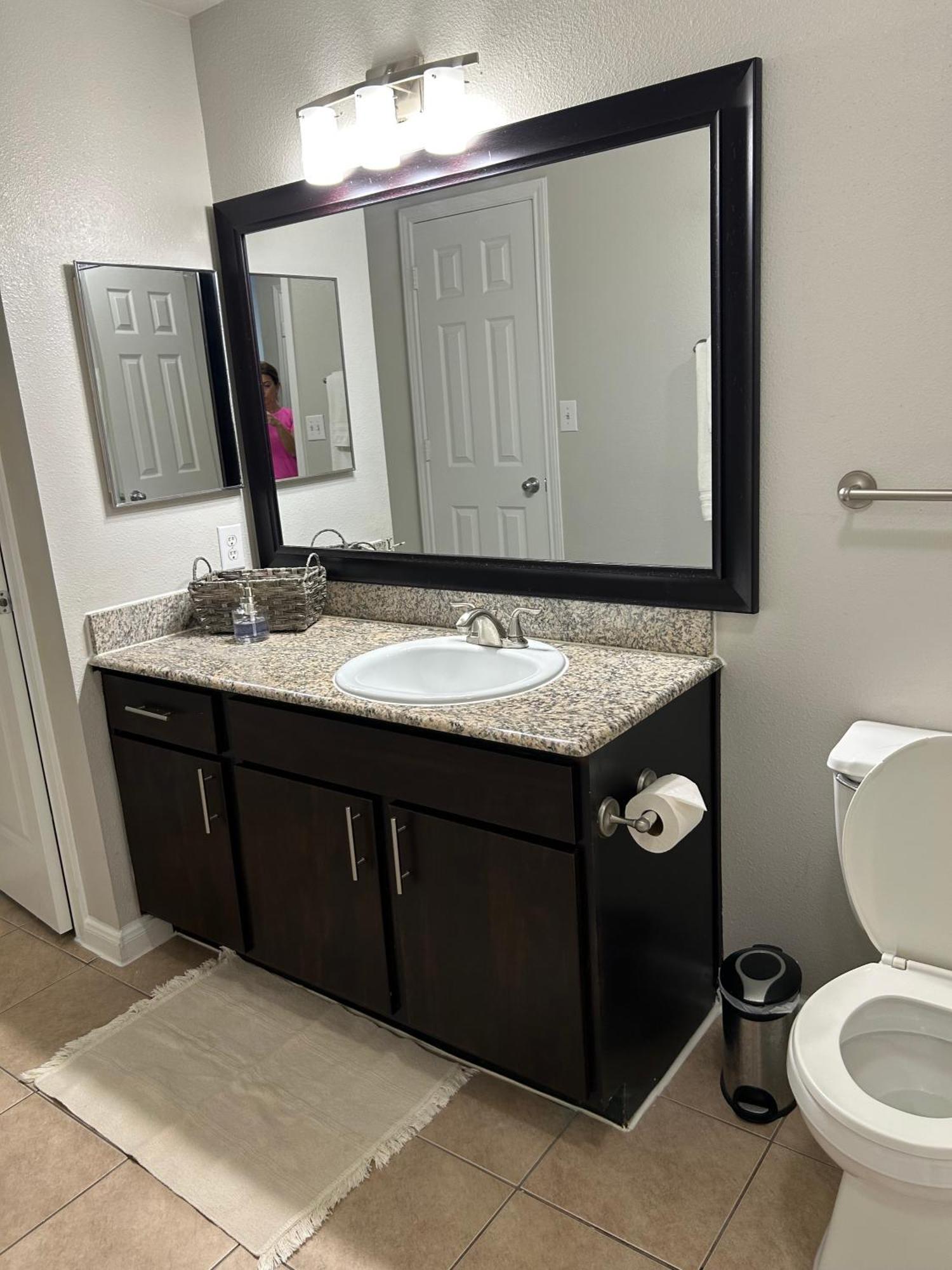 Hidden Gem at Med Center 2BR&2BA Apartment Houston Buitenkant foto